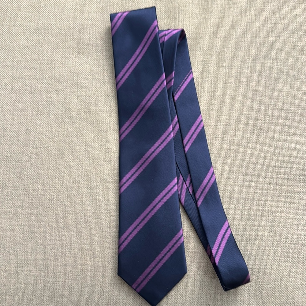 Charles Tyrwhitt tie blue purple
